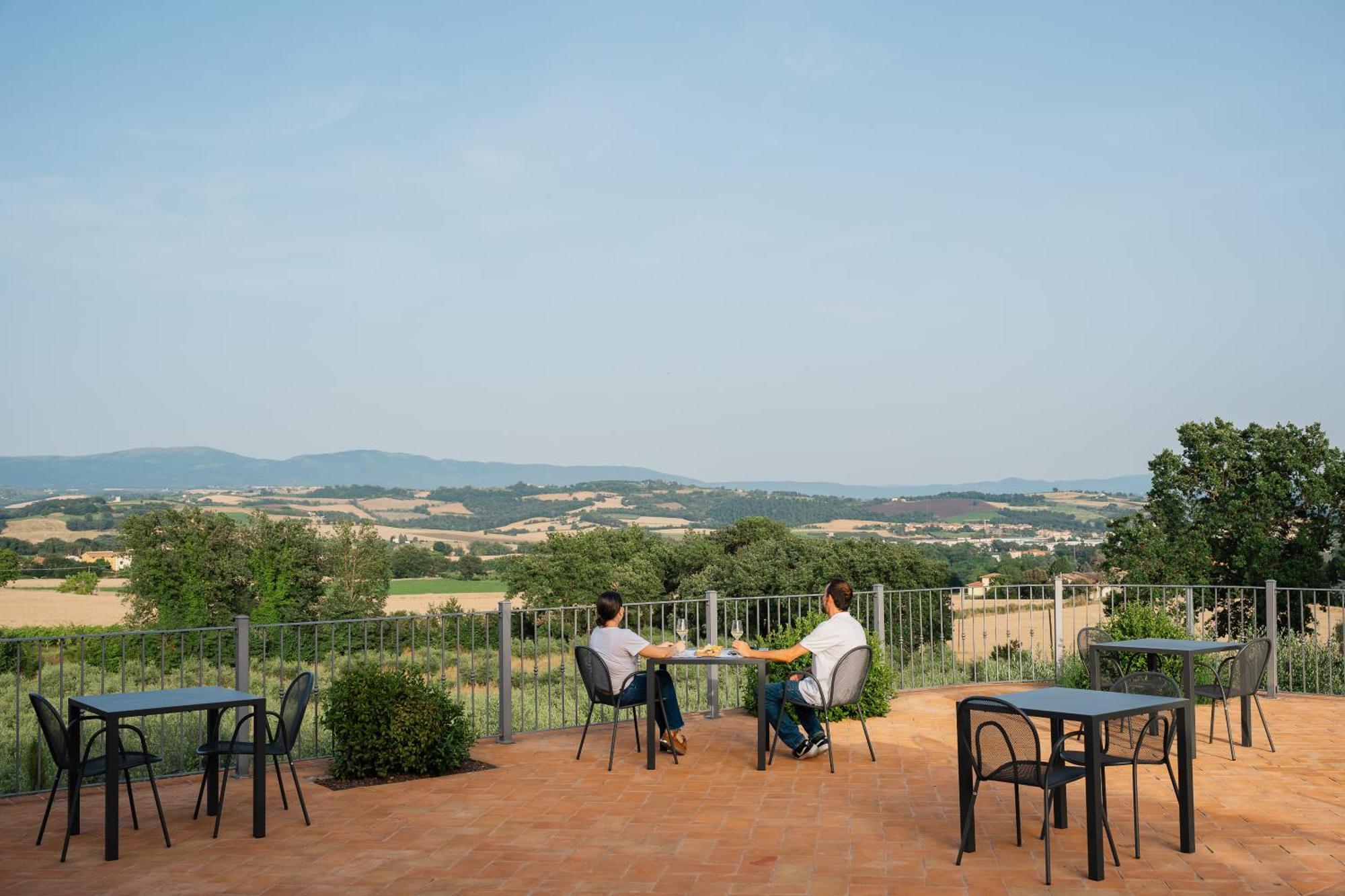 Hortus Natural Living Todi Bagian luar foto